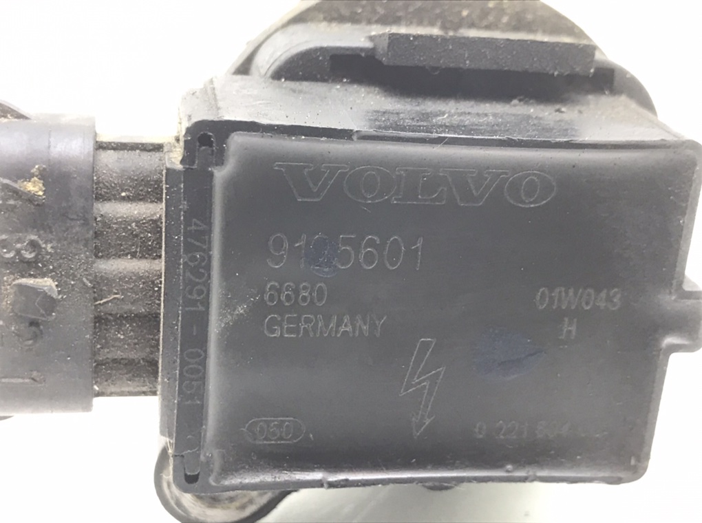Катушка зажигания для Volvo V70, 2001 г. 2.4 i бензин б/у — фото 6