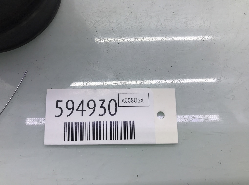 Расходомер воздуха для Volvo V50, 2008 г. 2.4 TD дизель б/у — фото 6