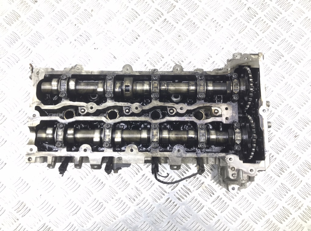 Головка блока цилиндров для Mercedes E C207, 2012 г. 2.2 CDi дизель б/у