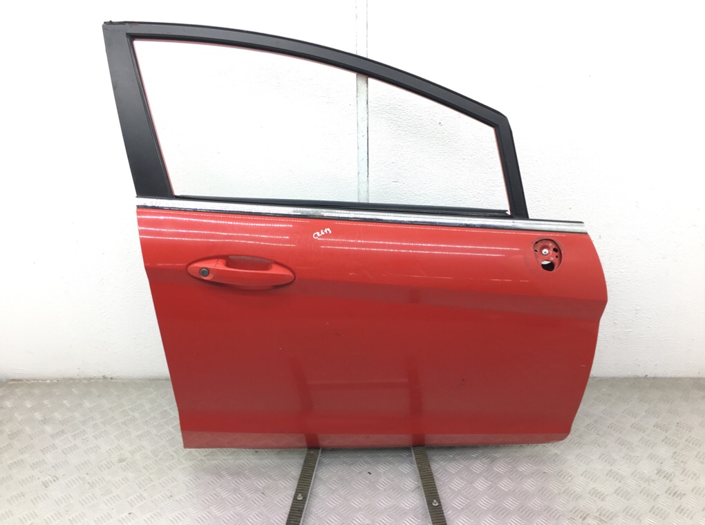 Дверь передняя правая для Ford Fiesta, 2010 г. 1.2 i бензин б/у