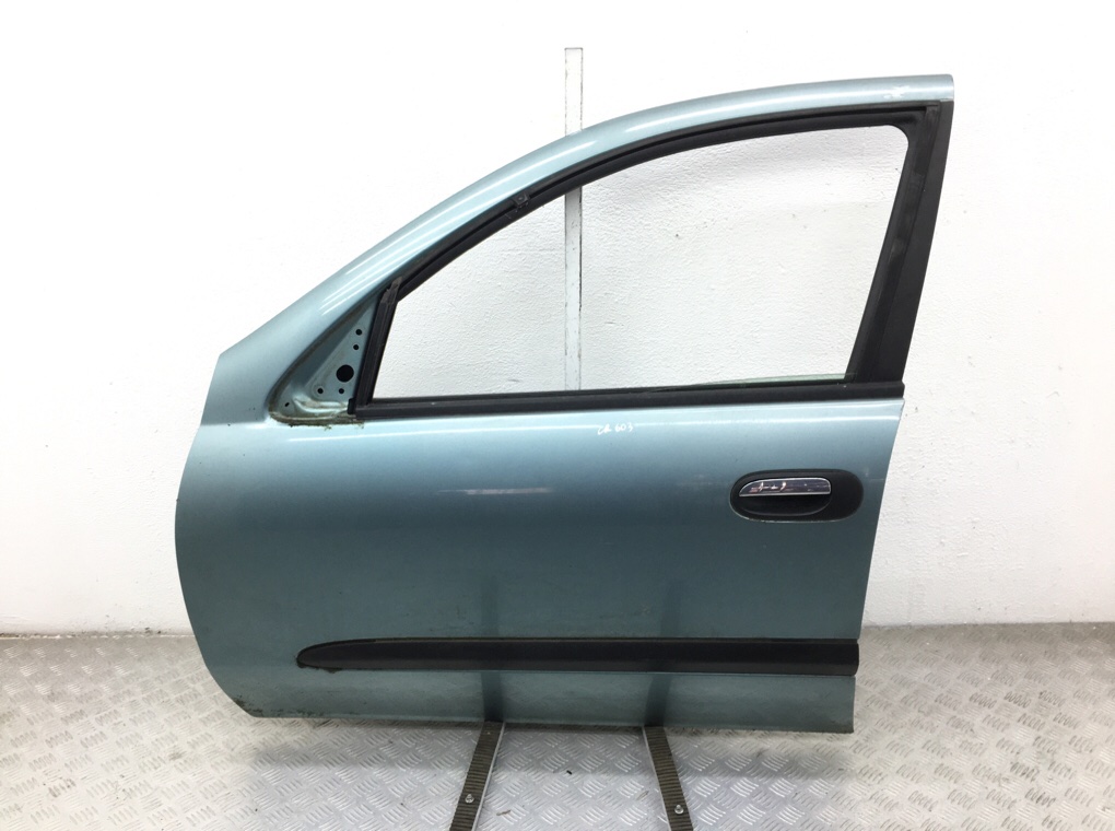 Дверь передняя левая для Nissan Almera, 2001 г. 1.8 i бензин б/у