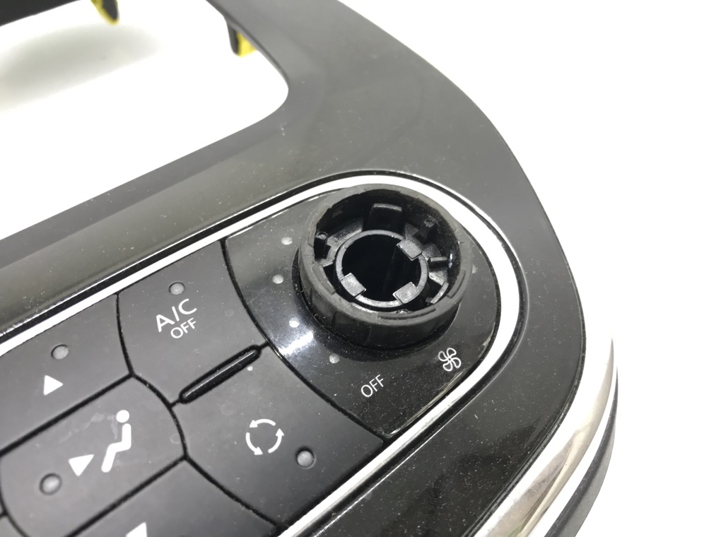 Блок управления печки/климат-контроля для Renault Captur, 2015 г. 0.9 TCE бензин б/у — фото 4