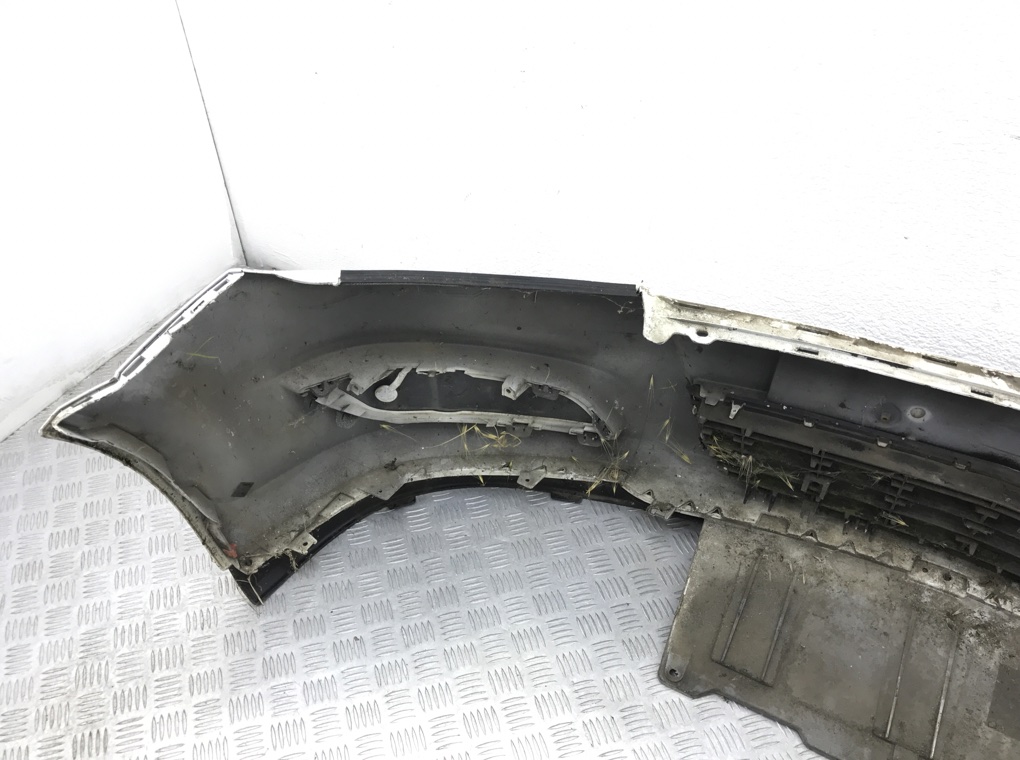 Бампер передний для Opel Astra, 2009 г. 1.3 CDTi дизель б/у — фото 6