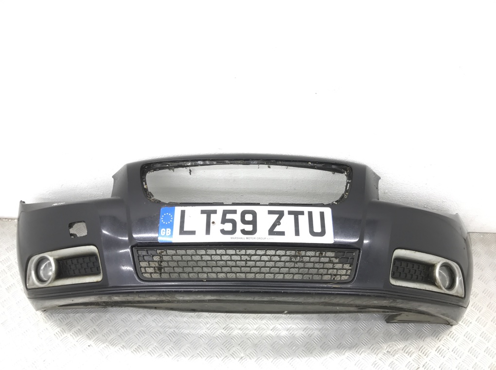 Бампер передний для Volvo V70, 2009 г. 2.0 TD дизель б/у