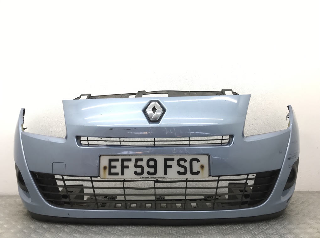 Бампер передний для Renault Grand Scenic, 2009 г. 1.6 i бензин б/у