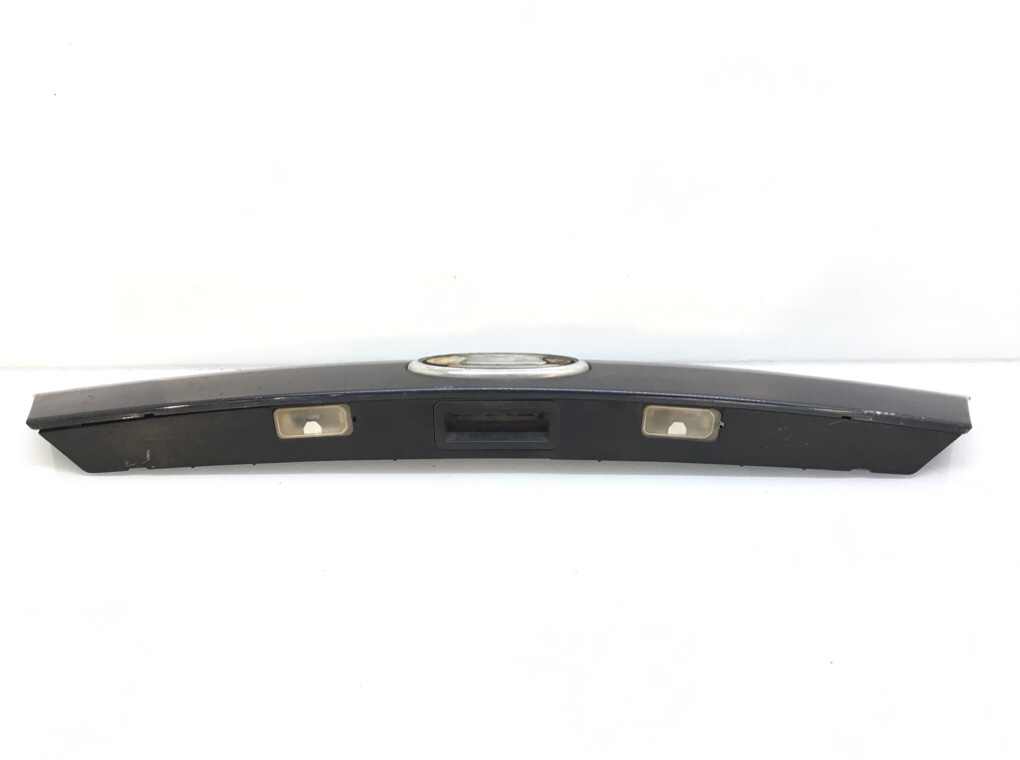Накладка подсветки номера для Ford Mondeo, 2009 г. 2.2 TDCI дизель б/у — фото 2