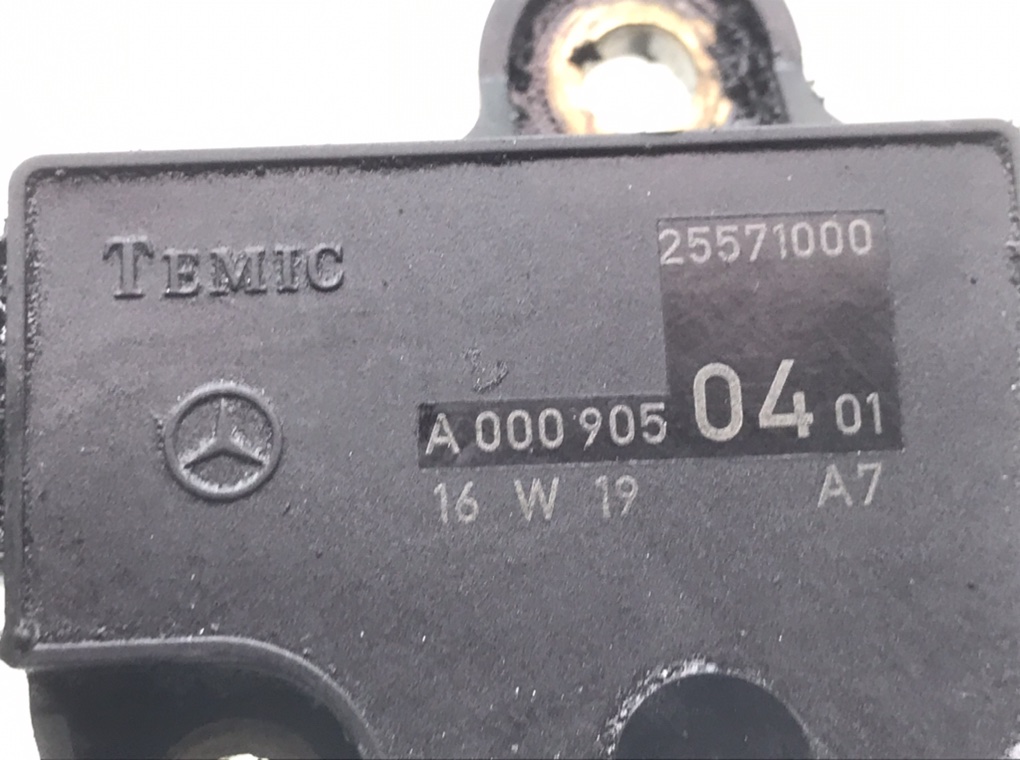 Датчик уровня масла для Mercedes Sprinter 2, 2009 г. 2.2 CDi дизель б/у — фото 6