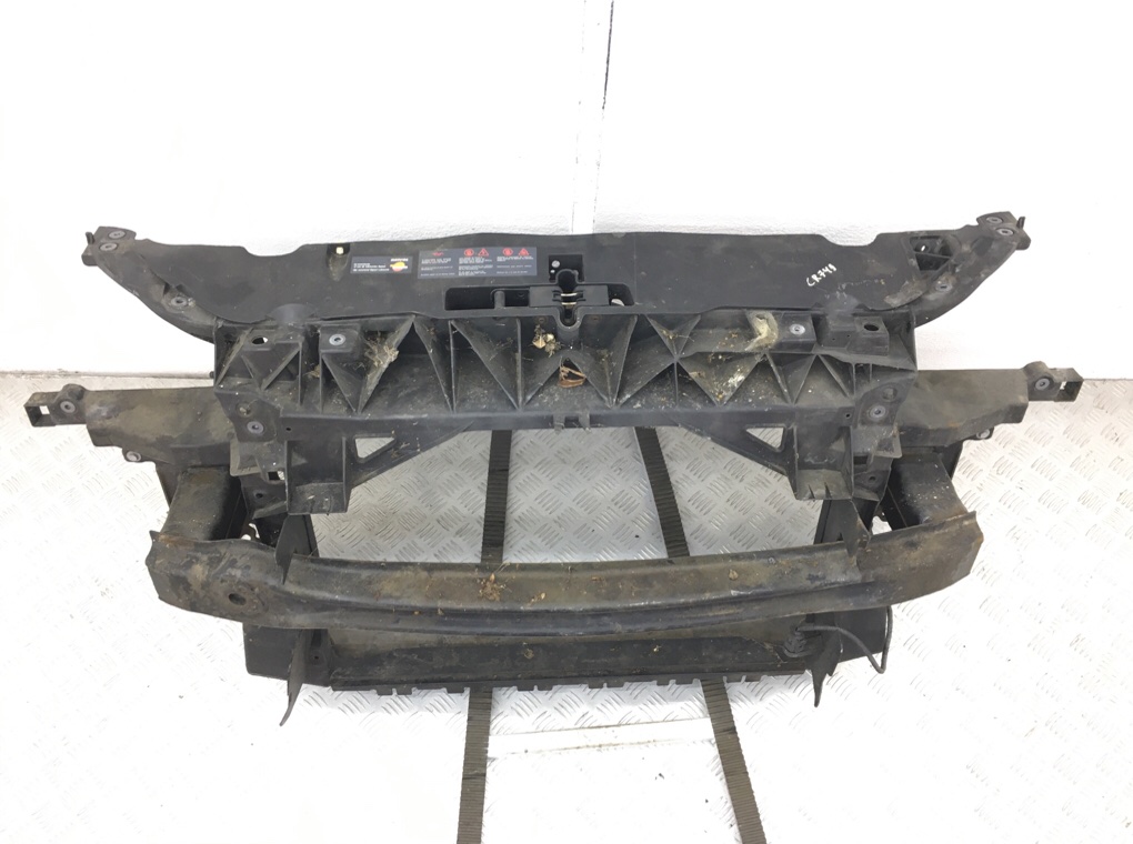 Панель передняя (телевизор) для Seat Altea, 2009 г. 1.6 i бензин б/у — фото 2