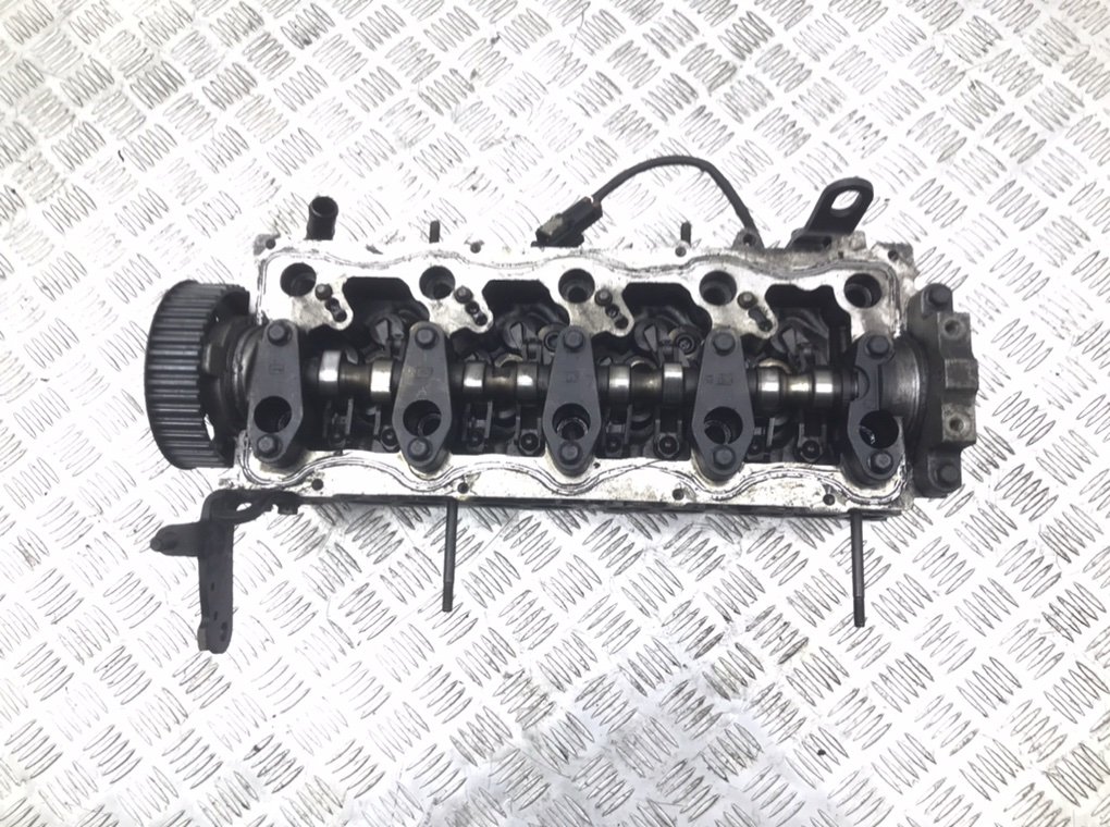 Головка блока цилиндров для Hyundai Santa Fe, 2007 г. 2.2 CRDi дизель б/у