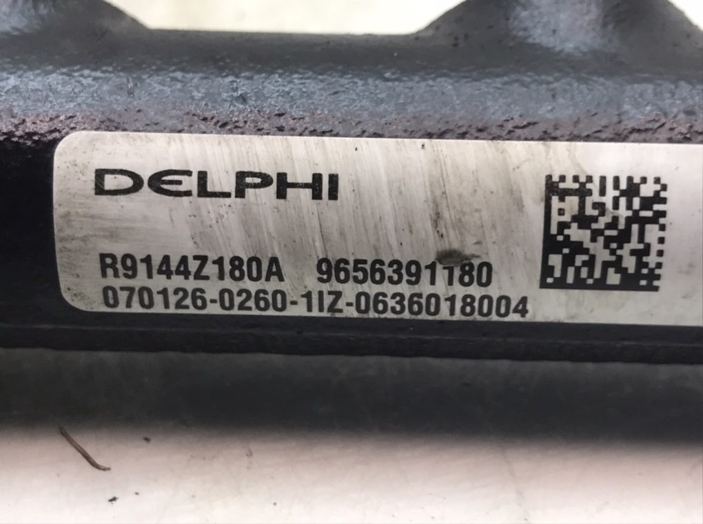 Топливная рампа для Peugeot 407, 2007 г. 2.0 HDi дизель б/у — фото 5