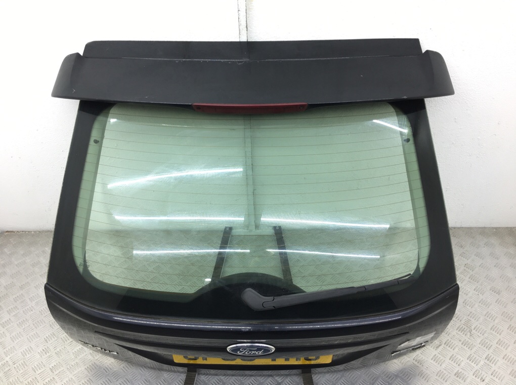 Крышка багажника для Ford Focus, 2008 г. 1.6 i бензин б/у — фото 2