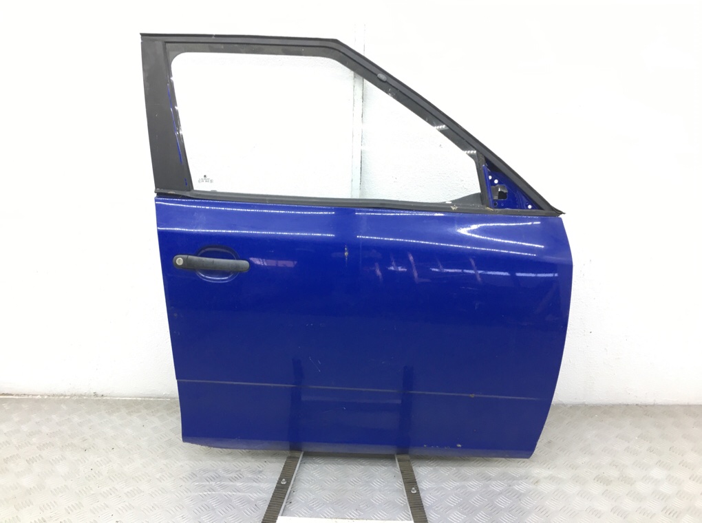 Дверь передняя правая для Skoda Fabia, 2007 г. 1.2 i бензин б/у