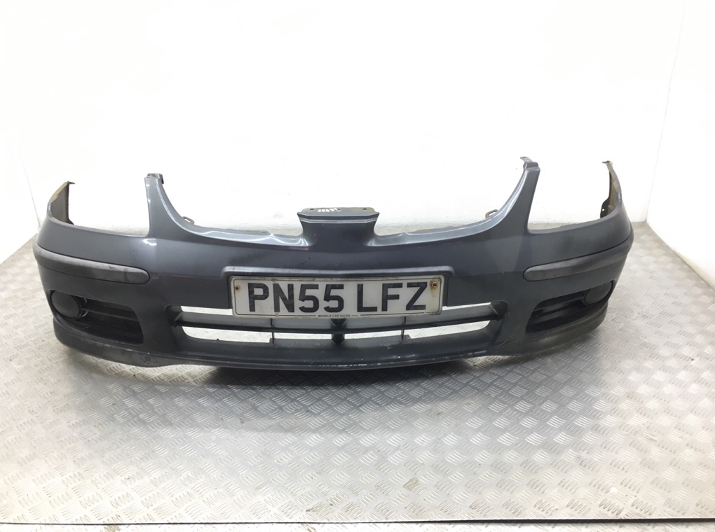 Бампер передний для Nissan Almera Tino, 2005 г. 1.8 i бензин б/у