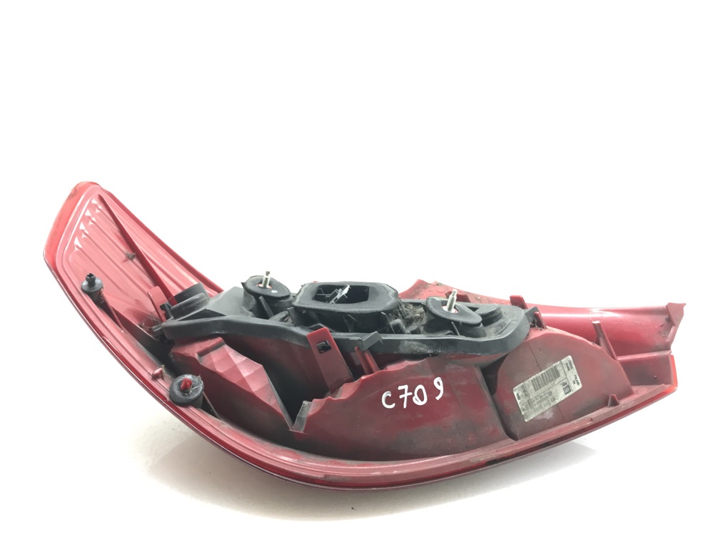 Фонарь задний правый для Opel Corsa, 2007 г. 1.2 i бензин б/у — фото 4
