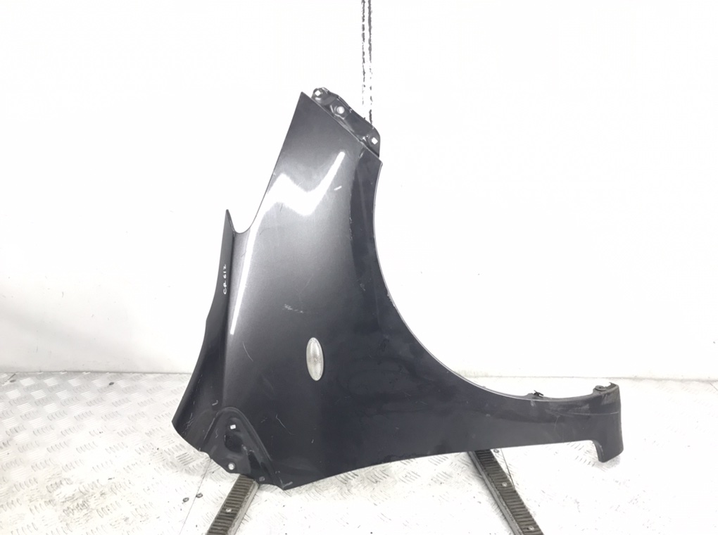 Крыло переднее правое для Toyota Yaris, 2008 г. 1.3 i бензин б/у