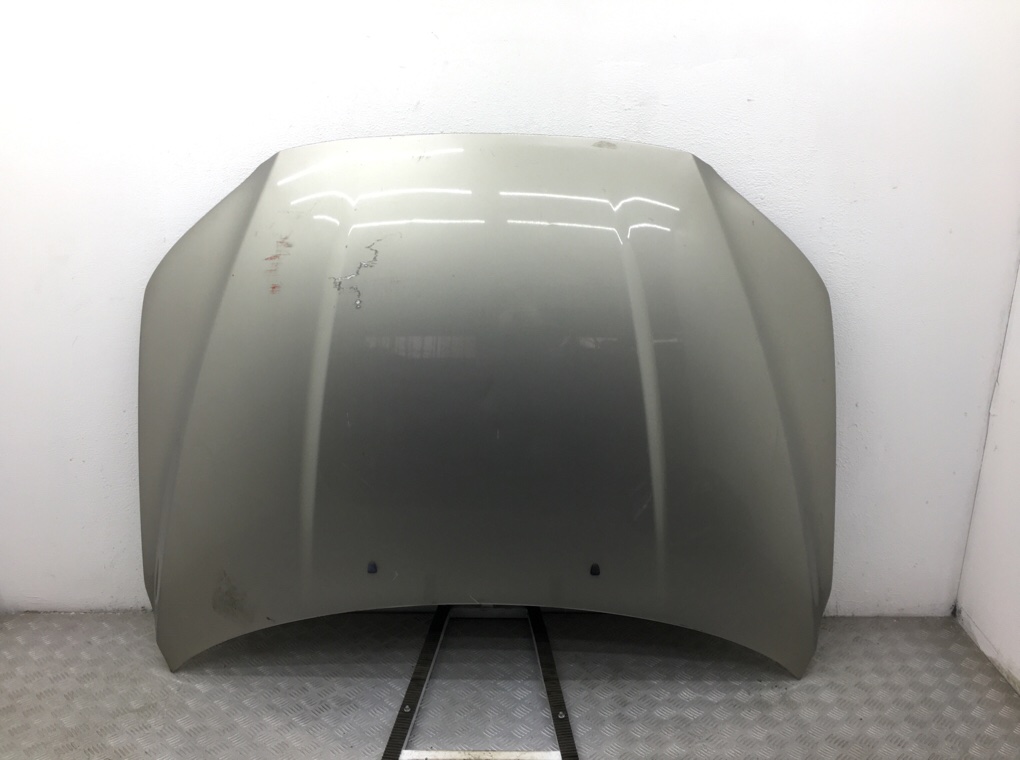 Капот для Volvo V70, 2009 г. 2.4 TD дизель б/у