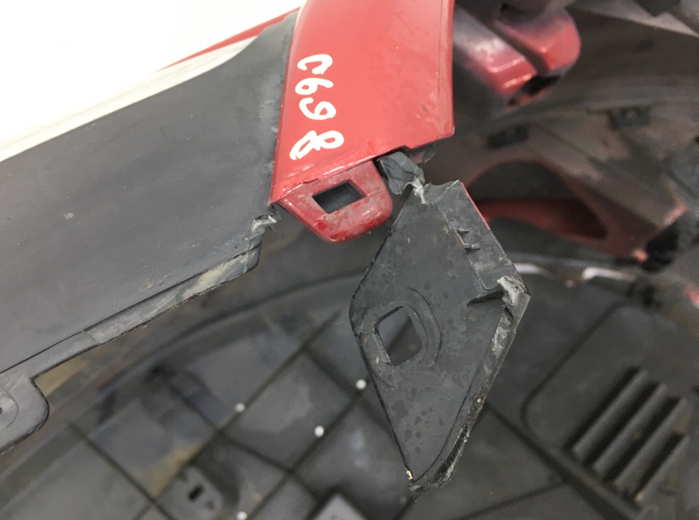 Бампер передний для Citroen C4, 2013 г. 1.6 HDi дизель б/у — фото 12