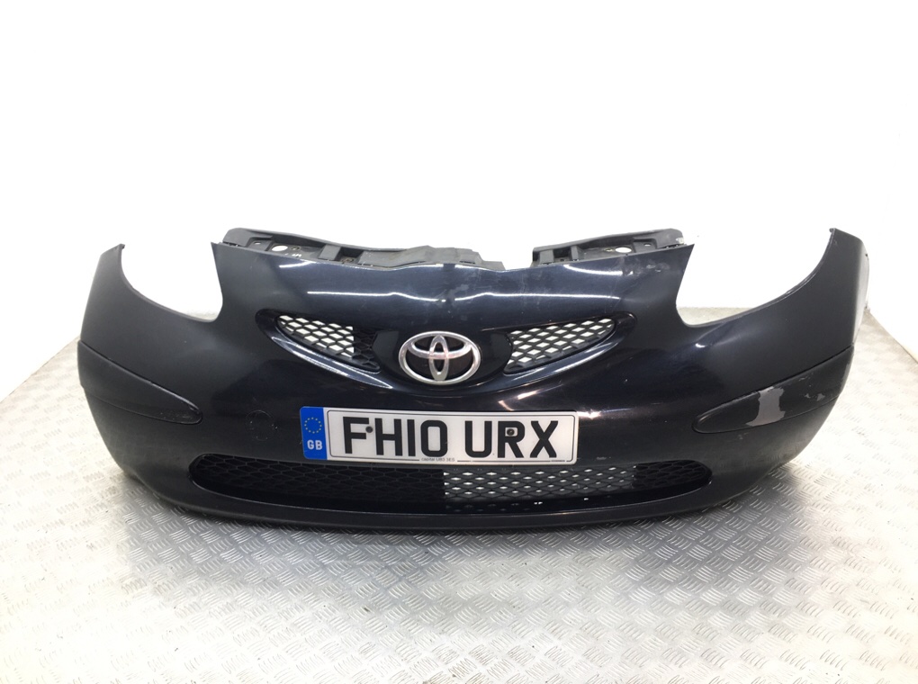 Бампер передний для Toyota Aygo, 2010 г. 1.0 i бензин б/у