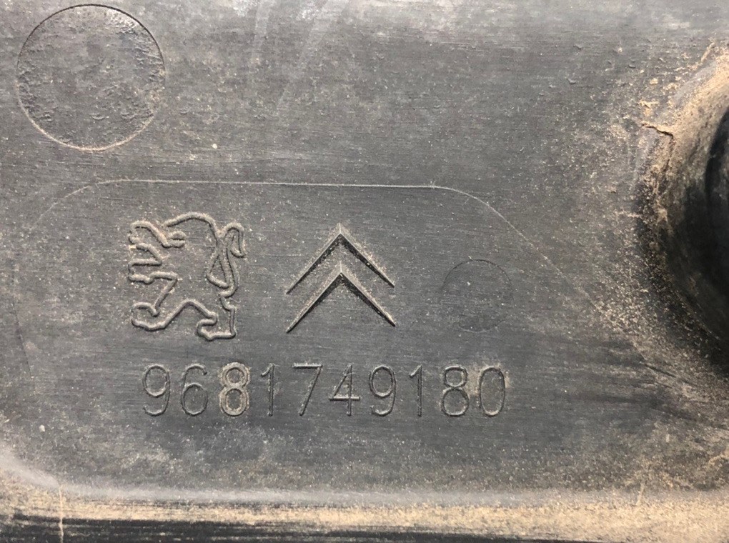 Фонарь задний правый для Citroen C3 Picasso, 2009 г. 1.6 HDi дизель б/у — фото 5