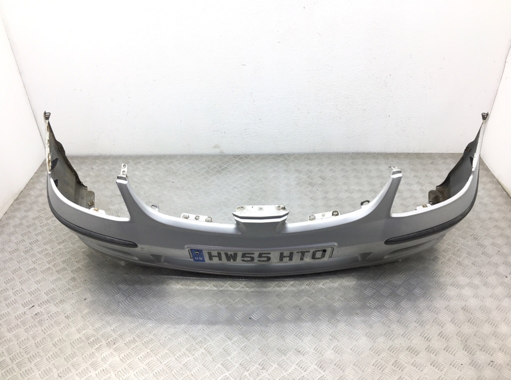 Бампер передний для Nissan Almera Tino, 2006 г. 1.8 i бензин б/у — фото 2