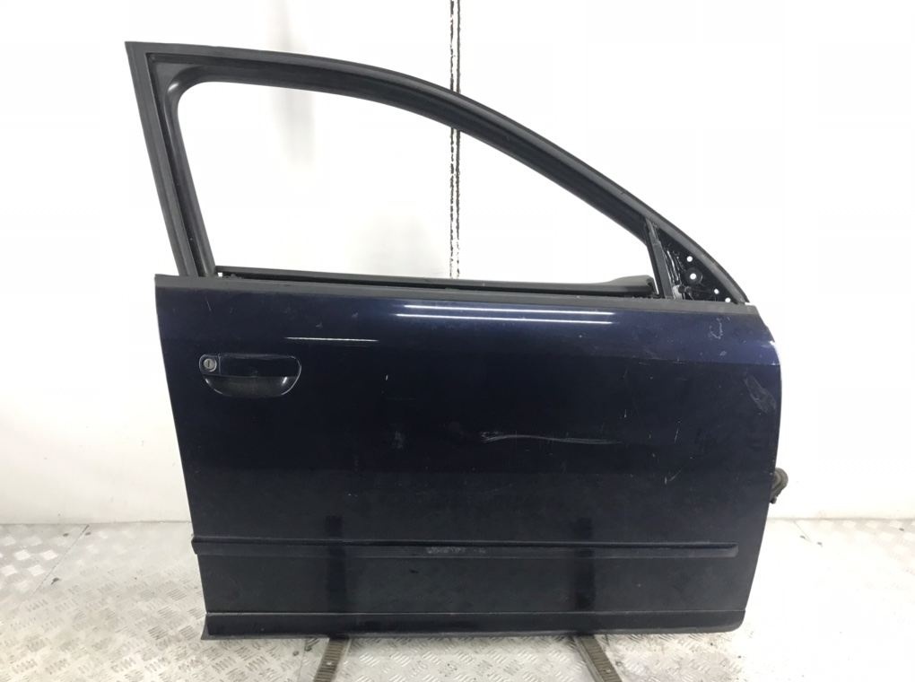 Дверь передняя правая для Audi A4, 2004 г. 1.8 Ti бензин б/у