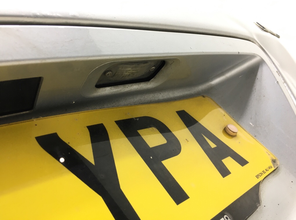 Крышка багажника для Mercedes C W203, 2006 г. 2.2 CDi дизель б/у — фото 5