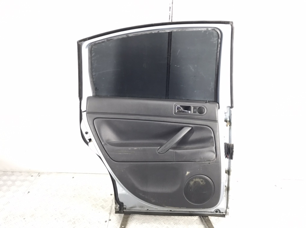 Дверь задняя левая для Volkswagen Passat, 2004 г. 1.9 TDi дизель б/у — фото 2