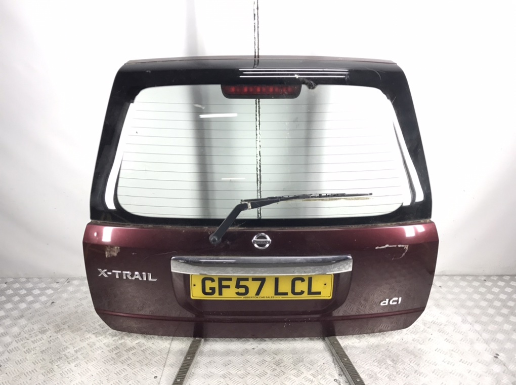 Крышка багажника для Nissan X-Trail, 2007 г. 2.2 DCi дизель б/у