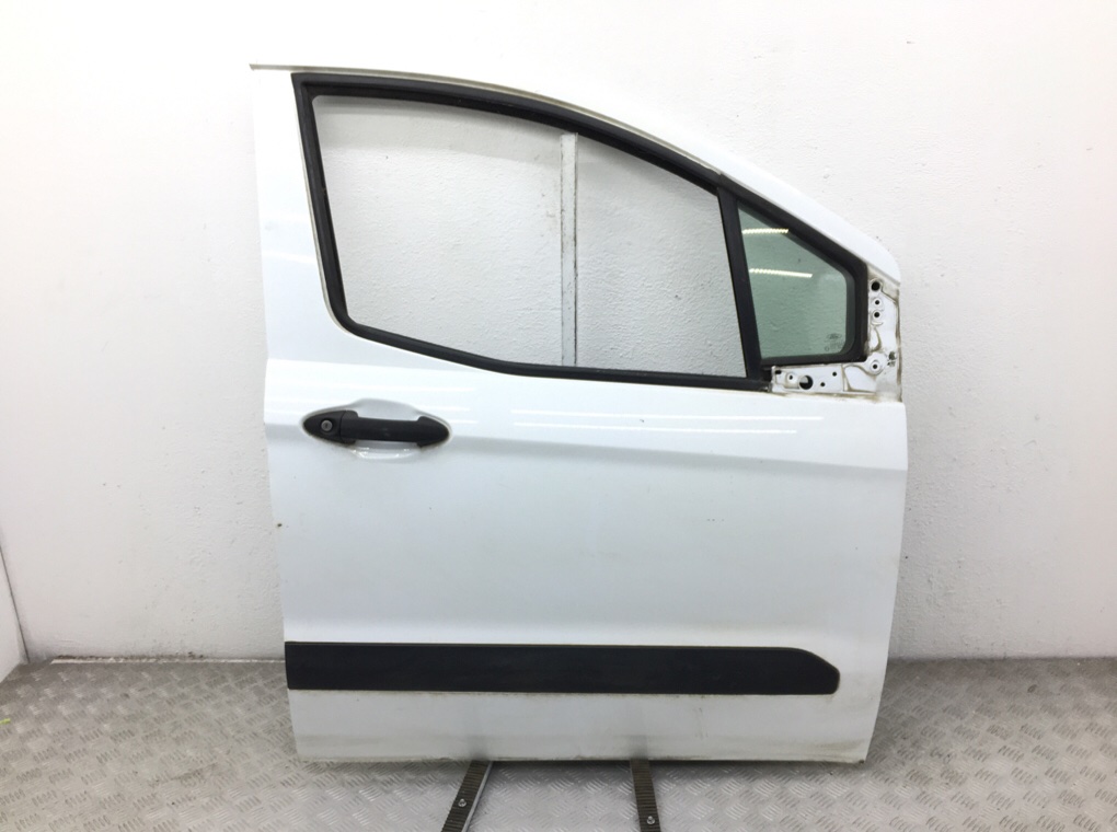 Дверь передняя правая для Ford Transit Courier, 2015 г. 1.5 TDCi дизель б/у