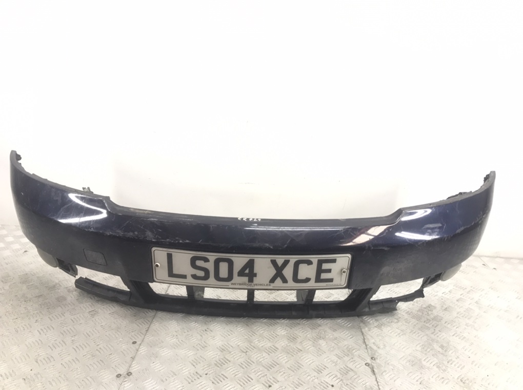 Бампер передний для Audi A4, 2004 г. 1.8 Ti бензин б/у
