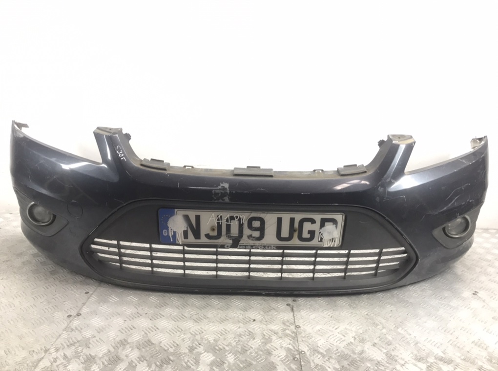 Бампер передний для Ford Focus, 2009 г. 1.6 i бензин б/у
