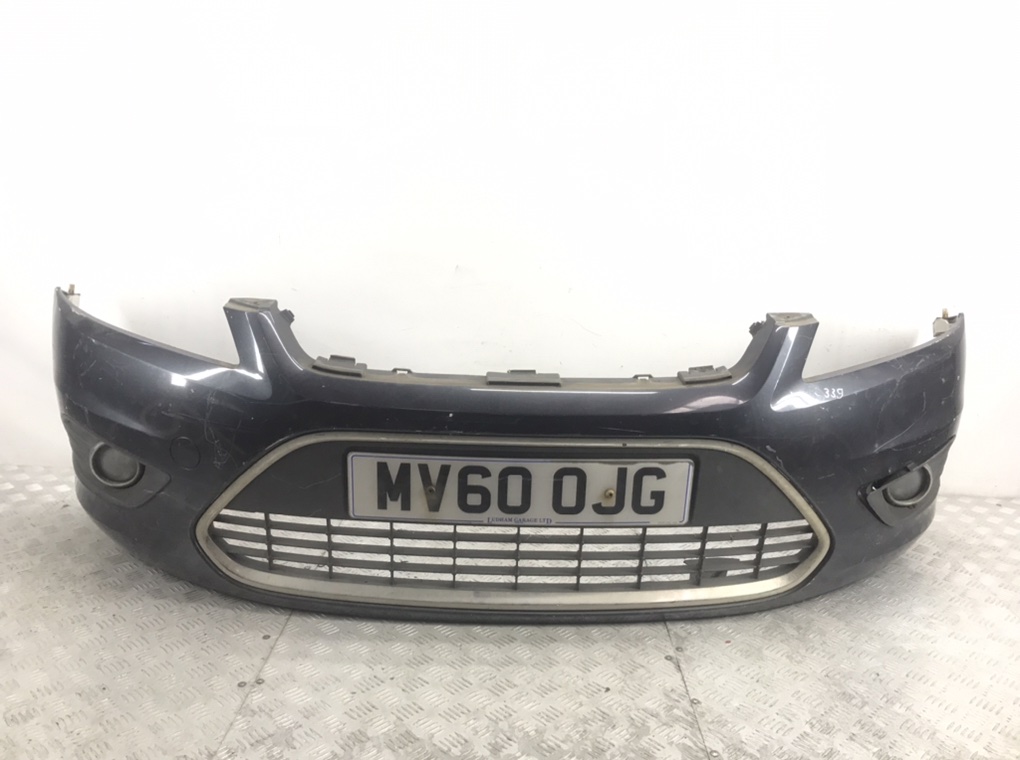 Бампер передний для Ford Focus, 2010 г. 1.6 TDCi дизель б/у