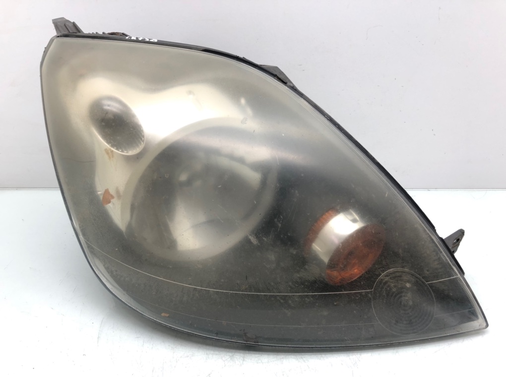 Фара правая для Ford Fiesta, 2006 г. 1.4 i бензин б/у