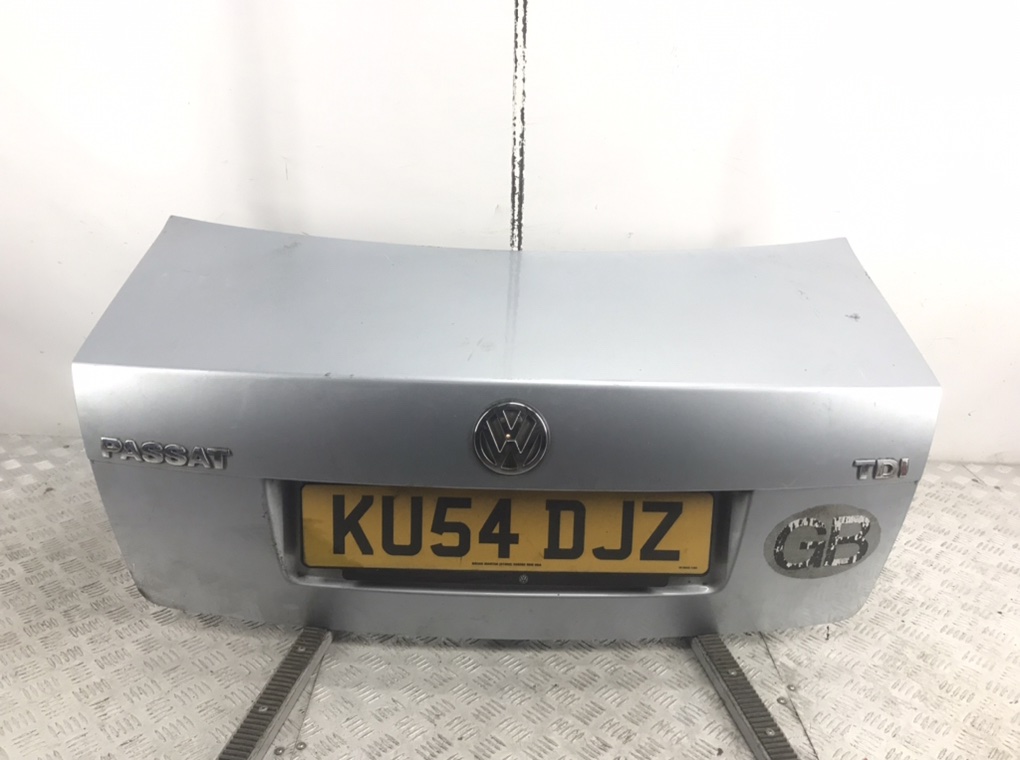 Крышка багажника для Volkswagen Passat, 2004 г. 1.9 TDi дизель б/у