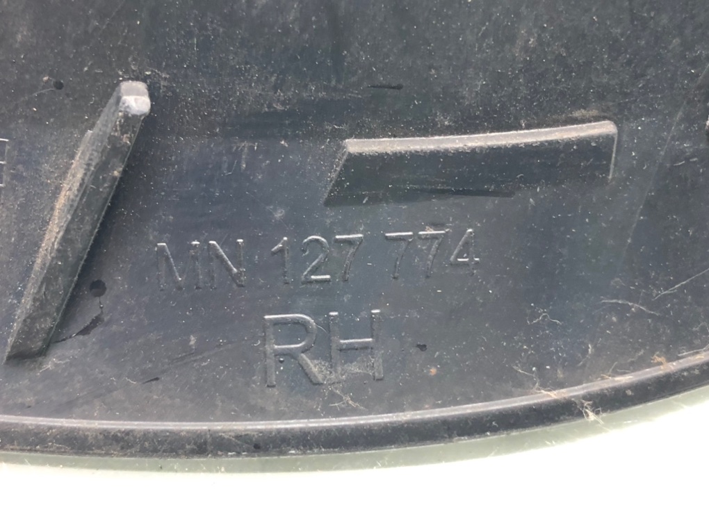 Решетка радиатора для Mitsubishi Colt, 2007 г. 1.1 i бензин б/у — фото 5