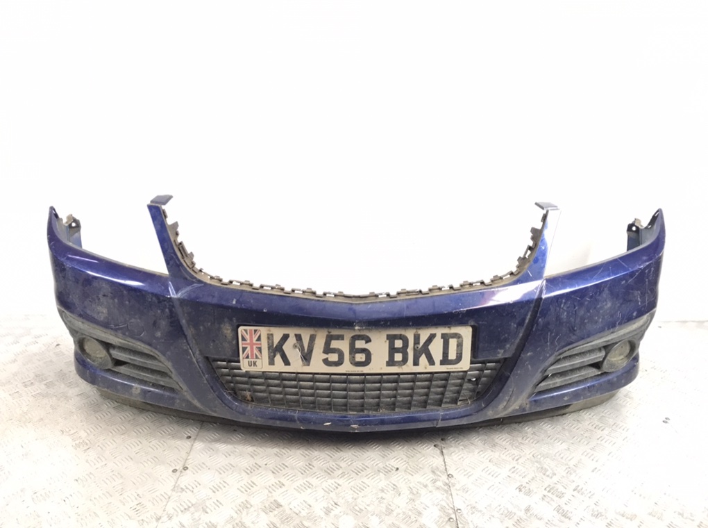Бампер передний для Opel Vectra, 2006 г. 2.2 i бензин б/у