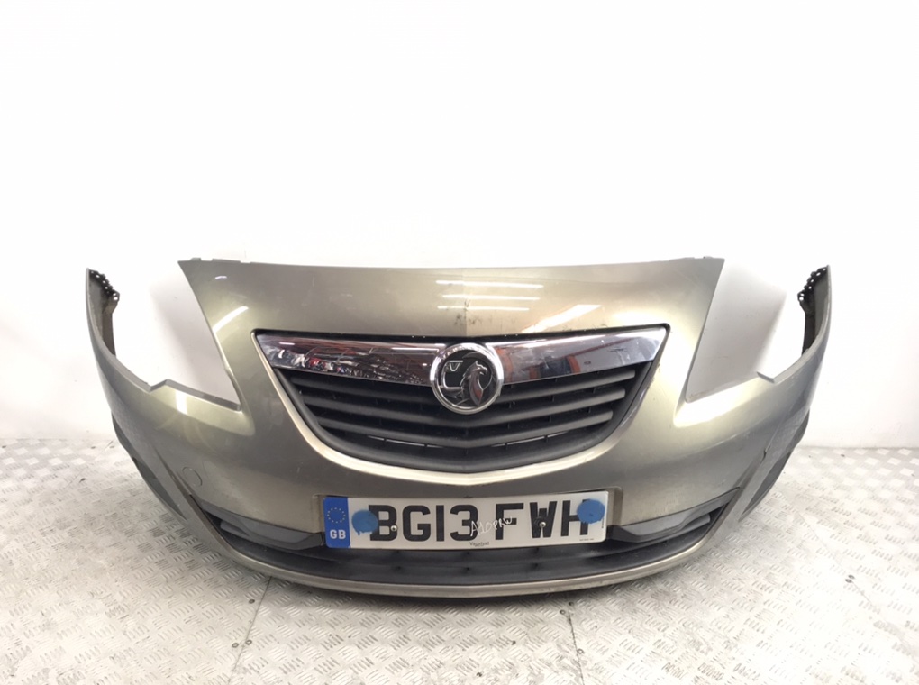 Бампер передний для Opel Meriva, 2013 г. 1.4 i бензин б/у