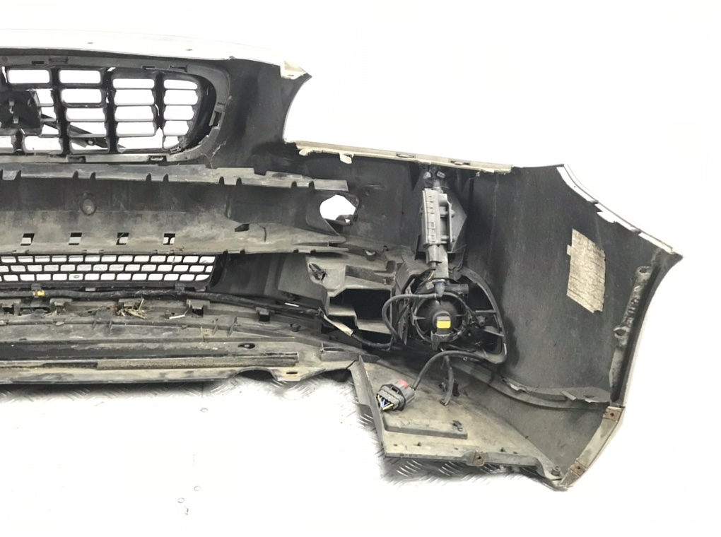 Бампер передний для Volvo V70, 2009 г. 2.4 TD дизель б/у — фото 6