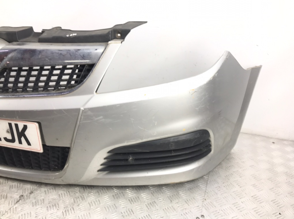 Бампер передний для Opel Vectra, 2007 г. 1.9 CDTi дизель б/у — фото 4