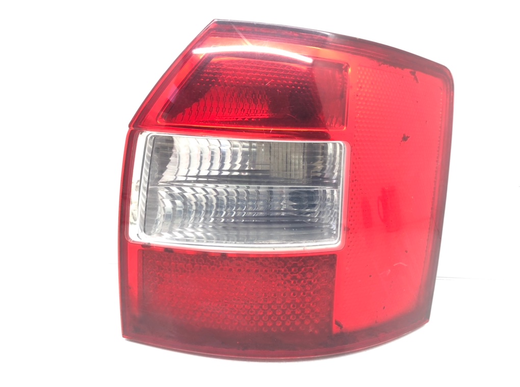 Фонарь задний правый для Audi A4, 2004 г. 1.8 Ti бензин б/у