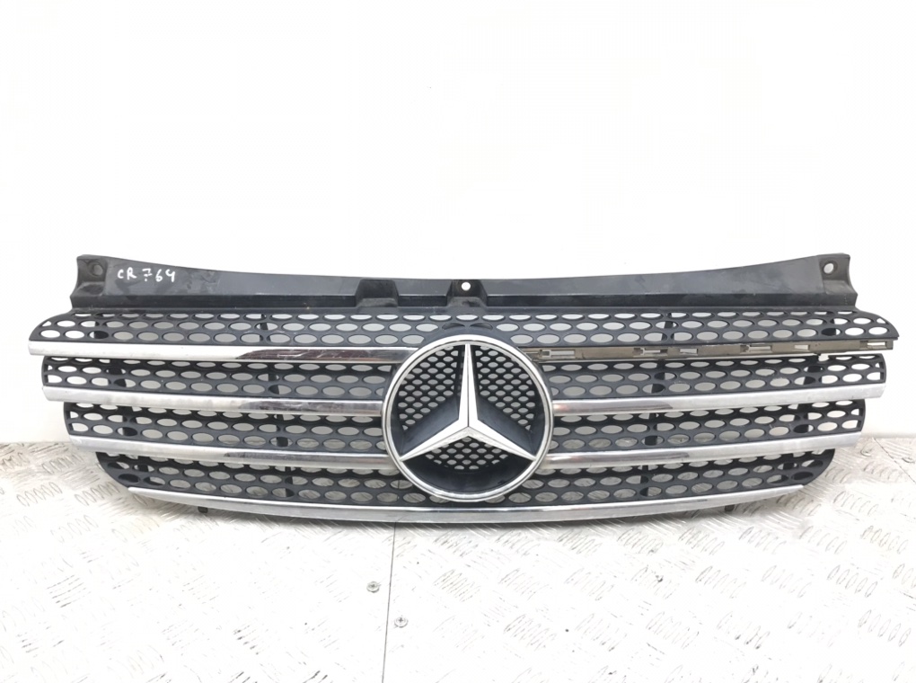Решетка радиатора для Mercedes Viano W639, 2008 г. 3.5 i бензин б/у