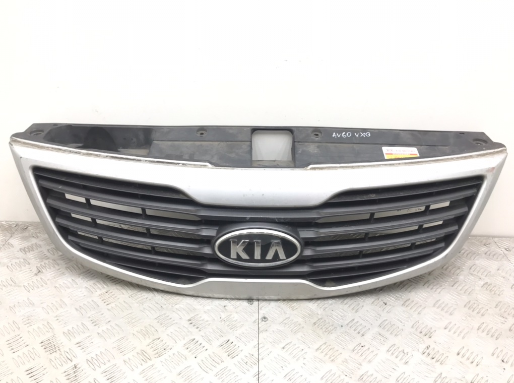Решетка радиатора для Kia Sportage, 2010 г. 1.6 GDi бензин б/у