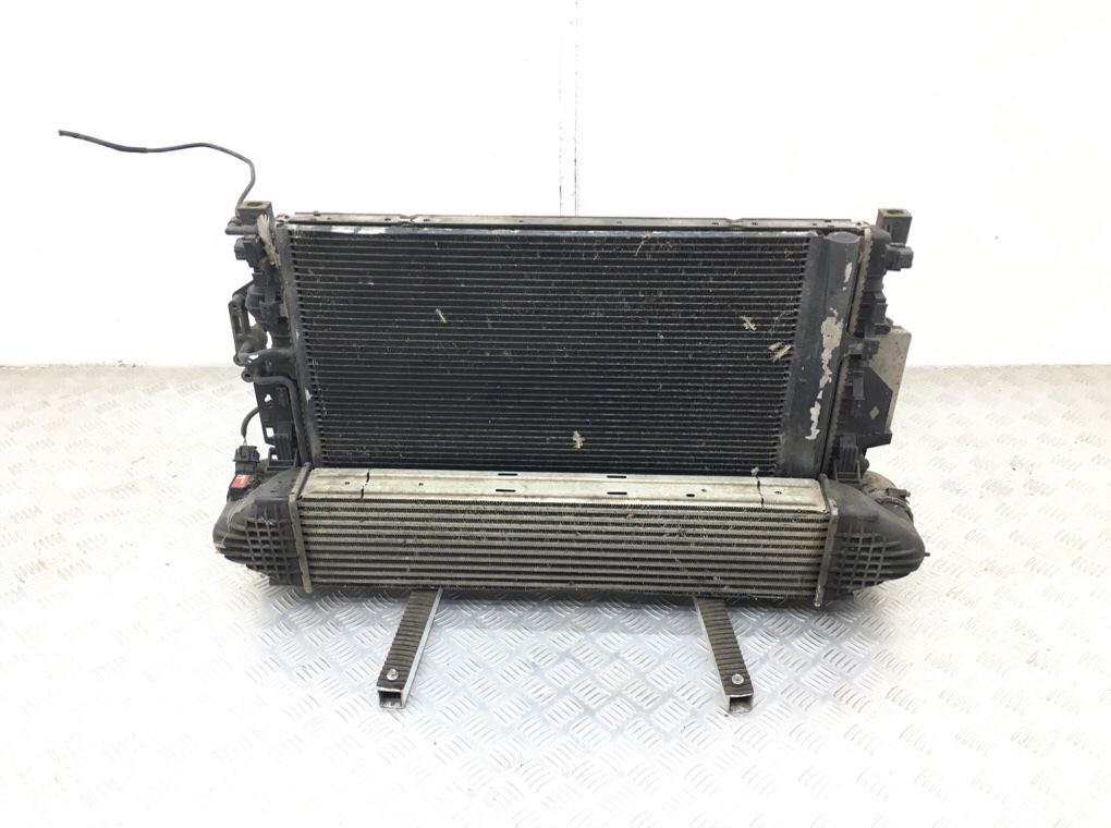 Кассета радиаторов для Land Rover Evoque, 2013 г. 2.2 TD дизель б/у