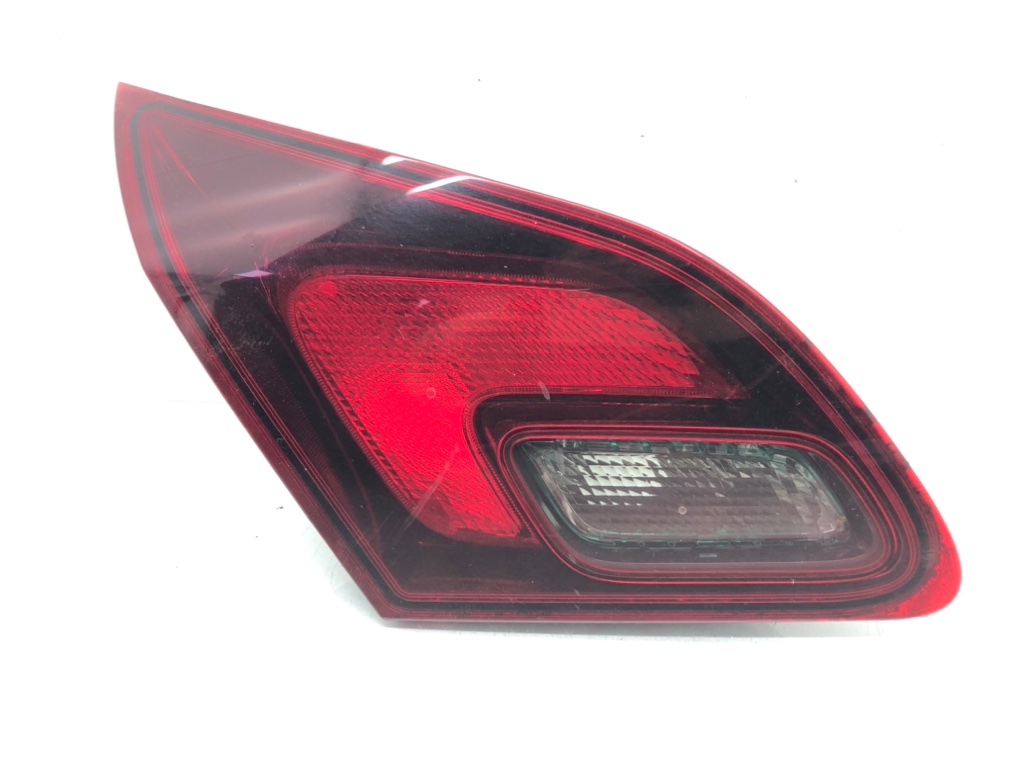 Фонарь крышки багажника левый для Opel Astra, 2011 г. 1.7 CDTi дизель б/у