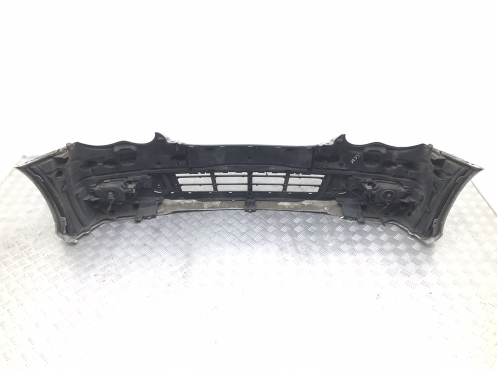 Бампер передний для Mercedes C W203, 2006 г. 2.2 CDi дизель б/у — фото 6