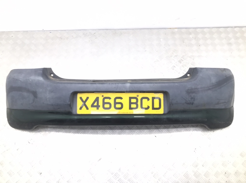 Бампер задний для Toyota Yaris, 2000 г. 1.0 i бензин б/у