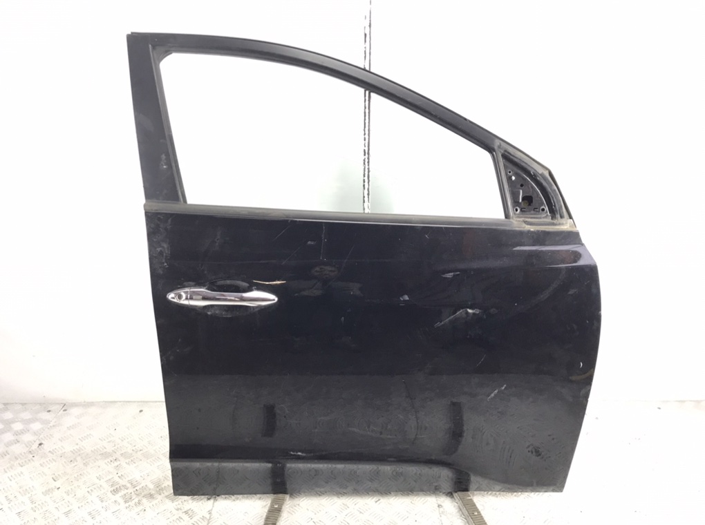 Дверь передняя правая для Hyundai ix35, 2013 г. 1.7 CRDi дизель б/у