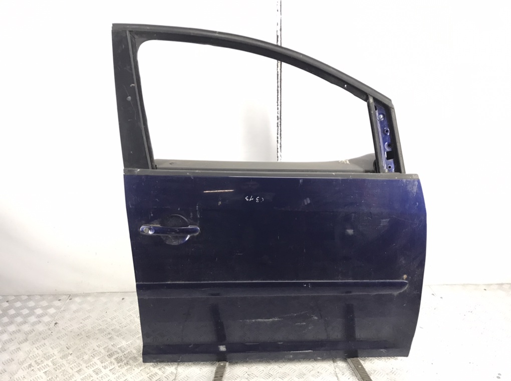 Дверь передняя правая для Volkswagen Touran, 2005 г. 2.0 TDi дизель б/у
