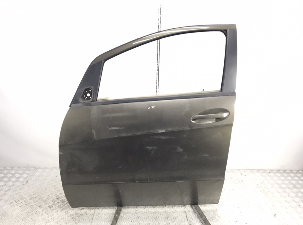 Дверь передняя левая для Mercedes A W169, 2009 г. 1.5 i бензин б/у