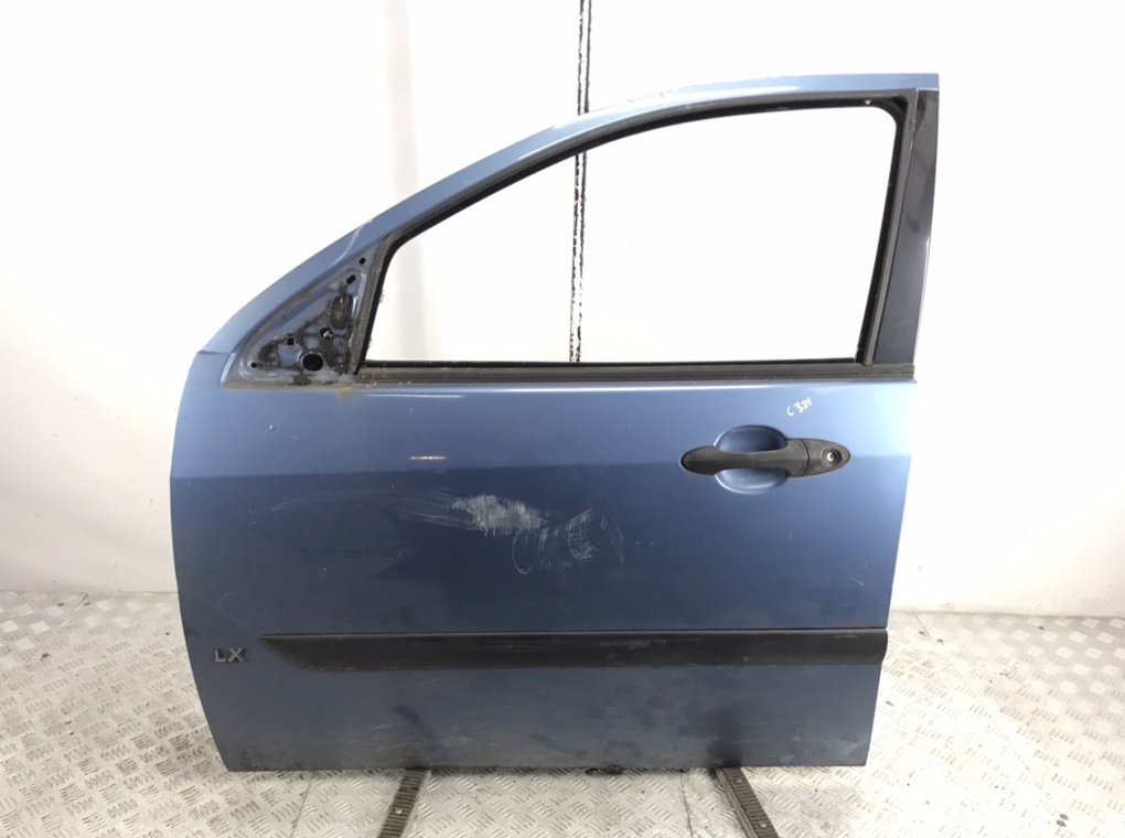Дверь передняя левая для Ford Focus, 2002 г. 1.6 i бензин б/у